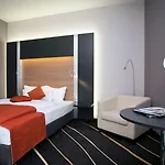 Western Lakeside 4*