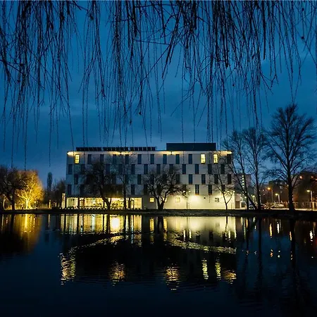 Hotel Western Lakeside