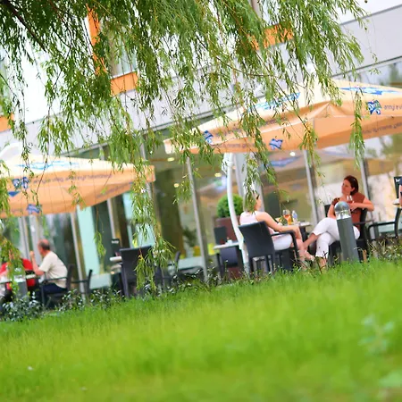 Western Lakeside Hotel Székesfehérvár