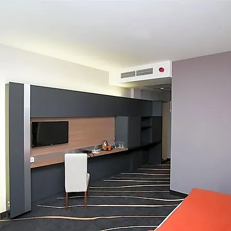 Western Lakeside 4* Székesfehérvár