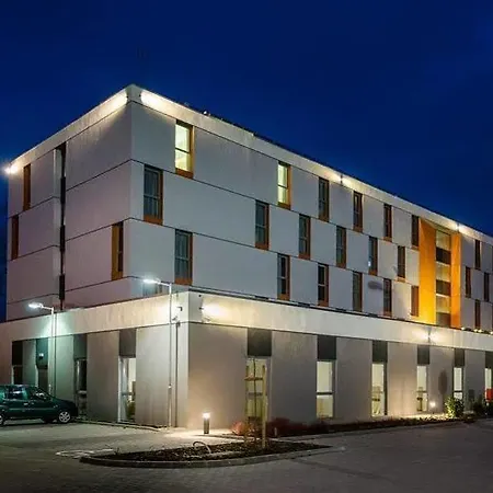 Western Lakeside 4* Székesfehérvár