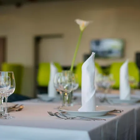Hotel Western Lakeside Szekesfehervar