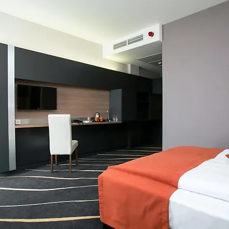 Hotel Western Lakeside Szekesfehervar