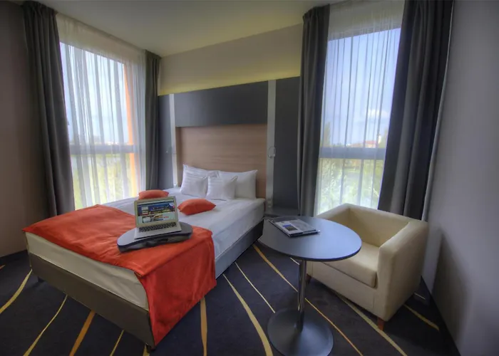 Hotel Western Lakeside 4*