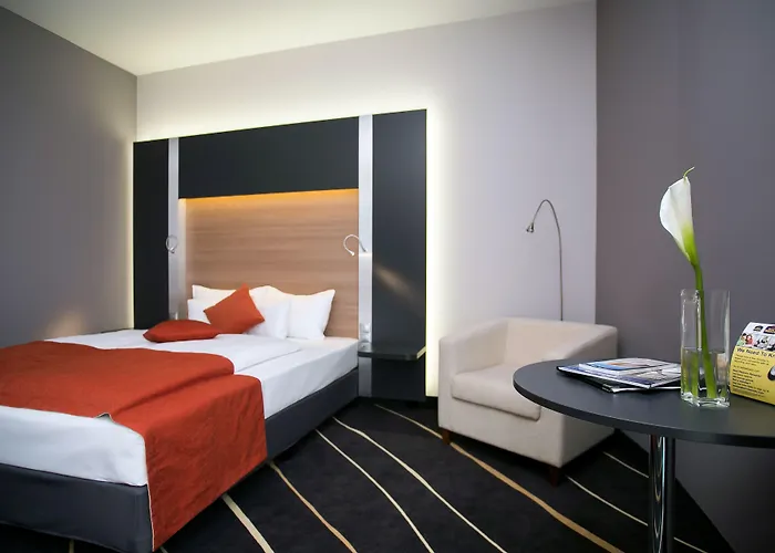 Western Lakeside 4*